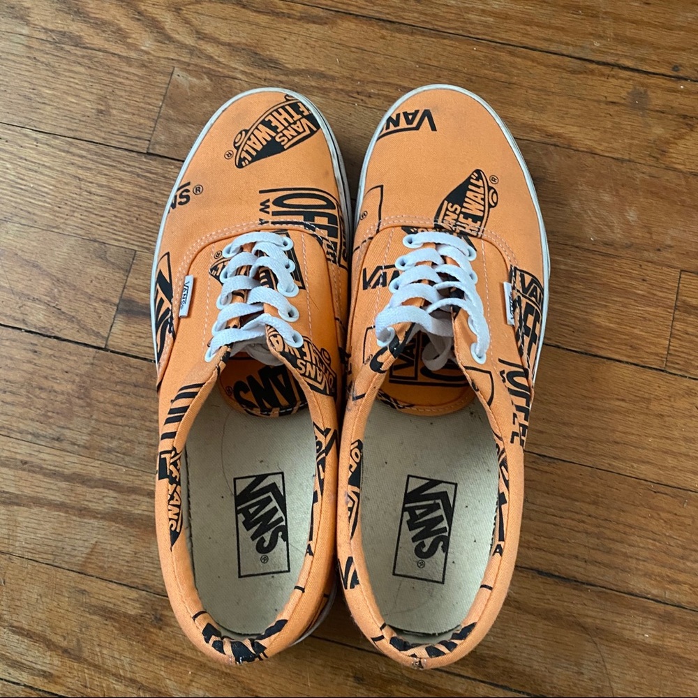 Tangerine and Black Print vans - Picture 4 of 10